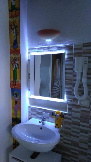 La Casita De Ely Apartment Syracuse Exterior photo